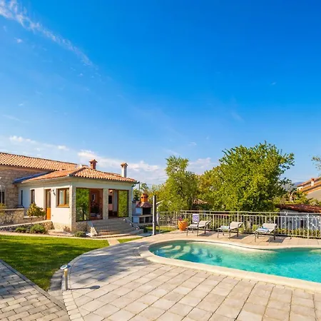 别墅 Celeste Nedeščina